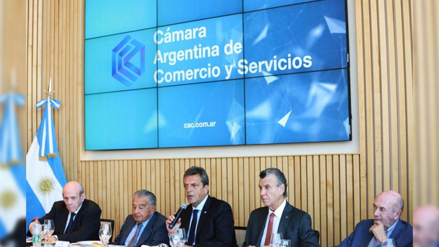 Massa: "A los que especulan los meteré en cana aunque me cueste la elección"
