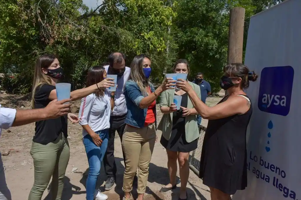 Tigre: Galmarini inauguró red de agua que beneficia a mil habitantes del Barrio Parque Guazu-Nambi
