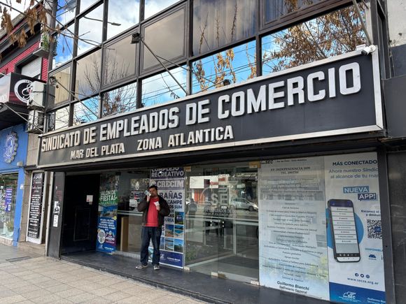 "El mundo sindical es el que se está enfrentando decididamente de forma colectiva a Milei"