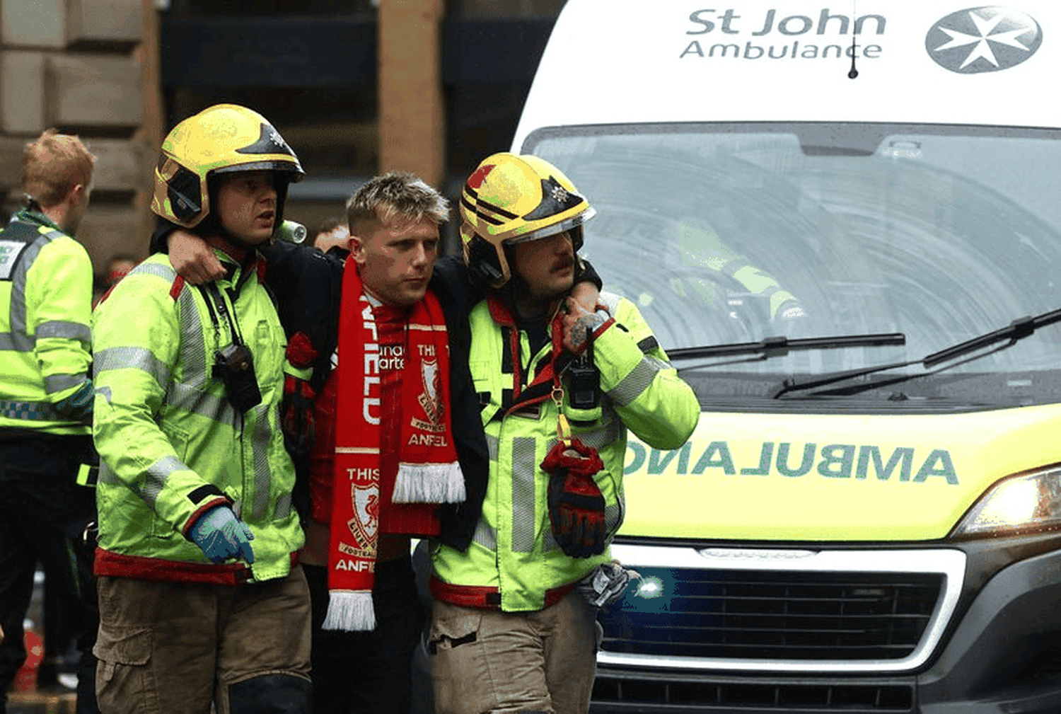 Violento accionar en Inglaterra: atropelló a varios hinchas en la calle que celebraban el título del Liverpool