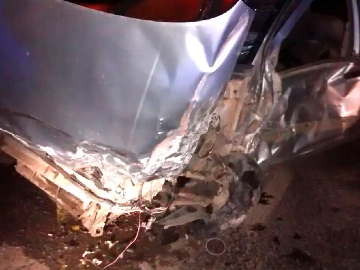 Dos lesionados en un accidente entre un auto y camión en Suardi