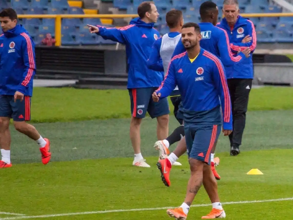 Cardona no entrenó por dolor en su rodilla 