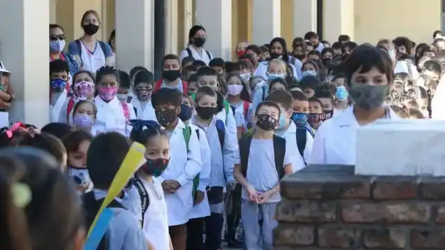 Barbijo: Entre Ríos recomienda su uso en espacios cerrados