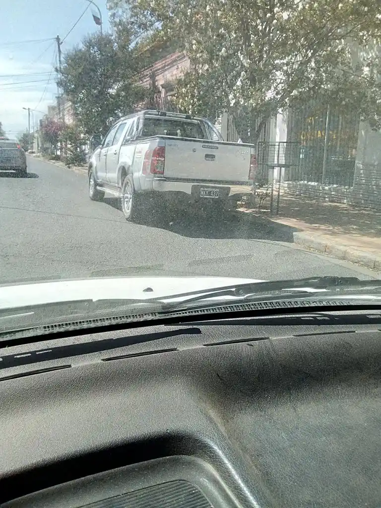 Vehículos mal estacionados