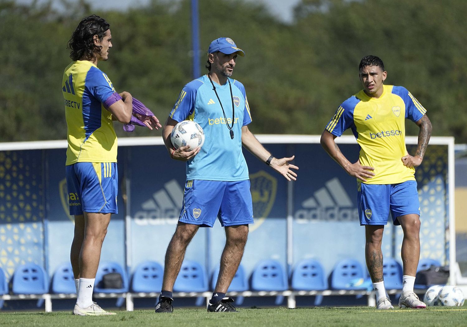 Martínez en pleno entrenamiento de Boca.