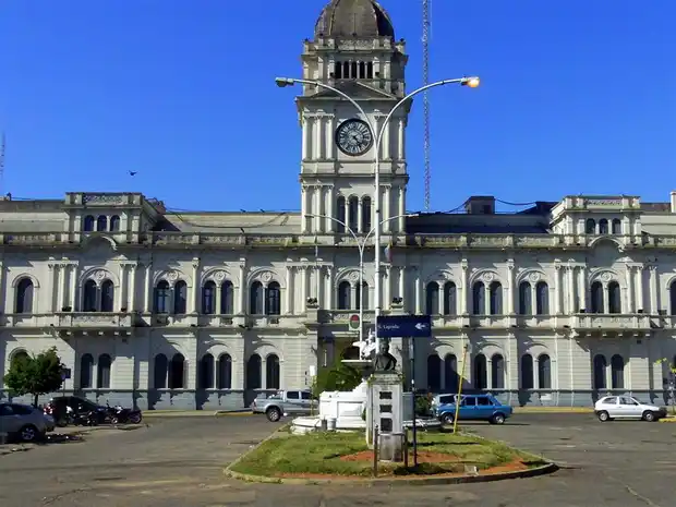 Jubilados se movilizaron en contra del cronograma de pagos provincial 