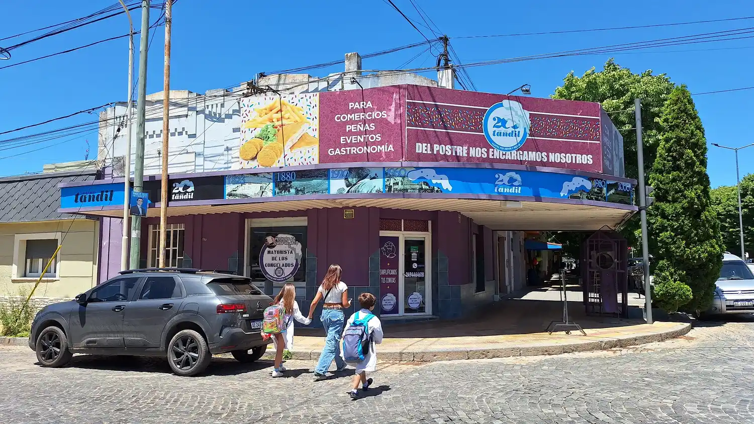Mayorista de los Congelados está en la esquina de Colón y Garibaldi.