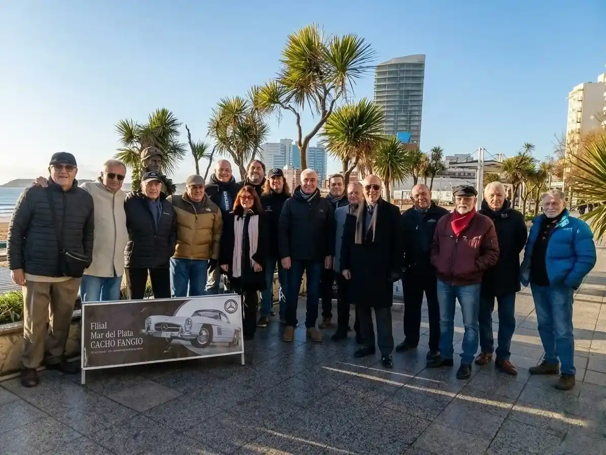 El Club Mercedes Benz organizó el homenaje al corredor balcarceño