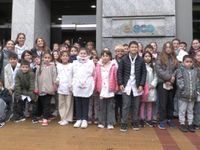 Alumnos de la Escuela 32 y la Banda del Ejército, unidos por el Día de la Escarapela