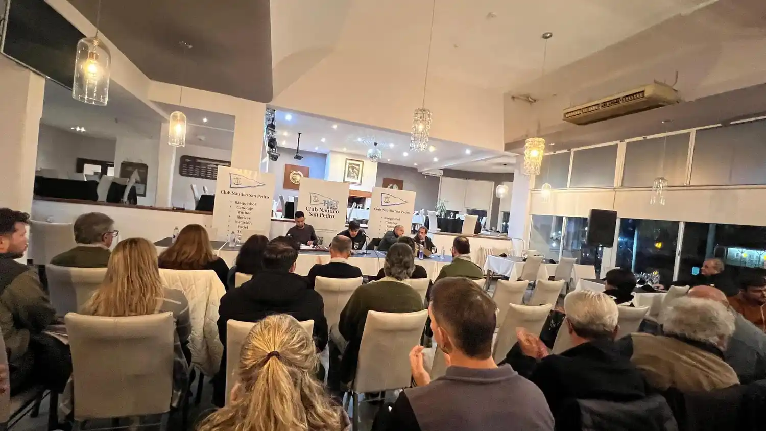 Gugger nuevo Comodoro Club Náutico - 2