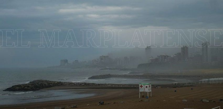 Sigue el alerta y la lluvia no le da tregua a Mar del Plata