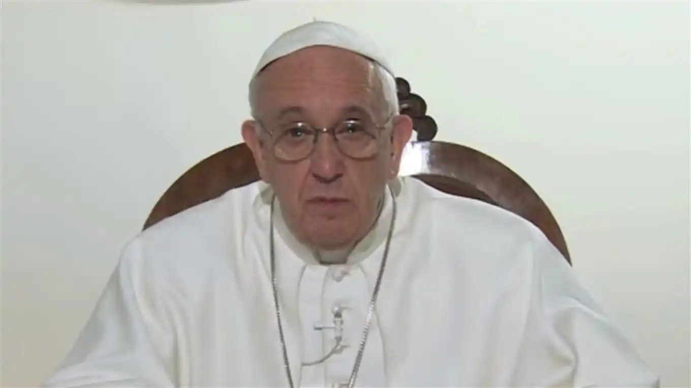 El Papa reiteró su defensa de la vida “desde la concepción hasta la muerte natural”