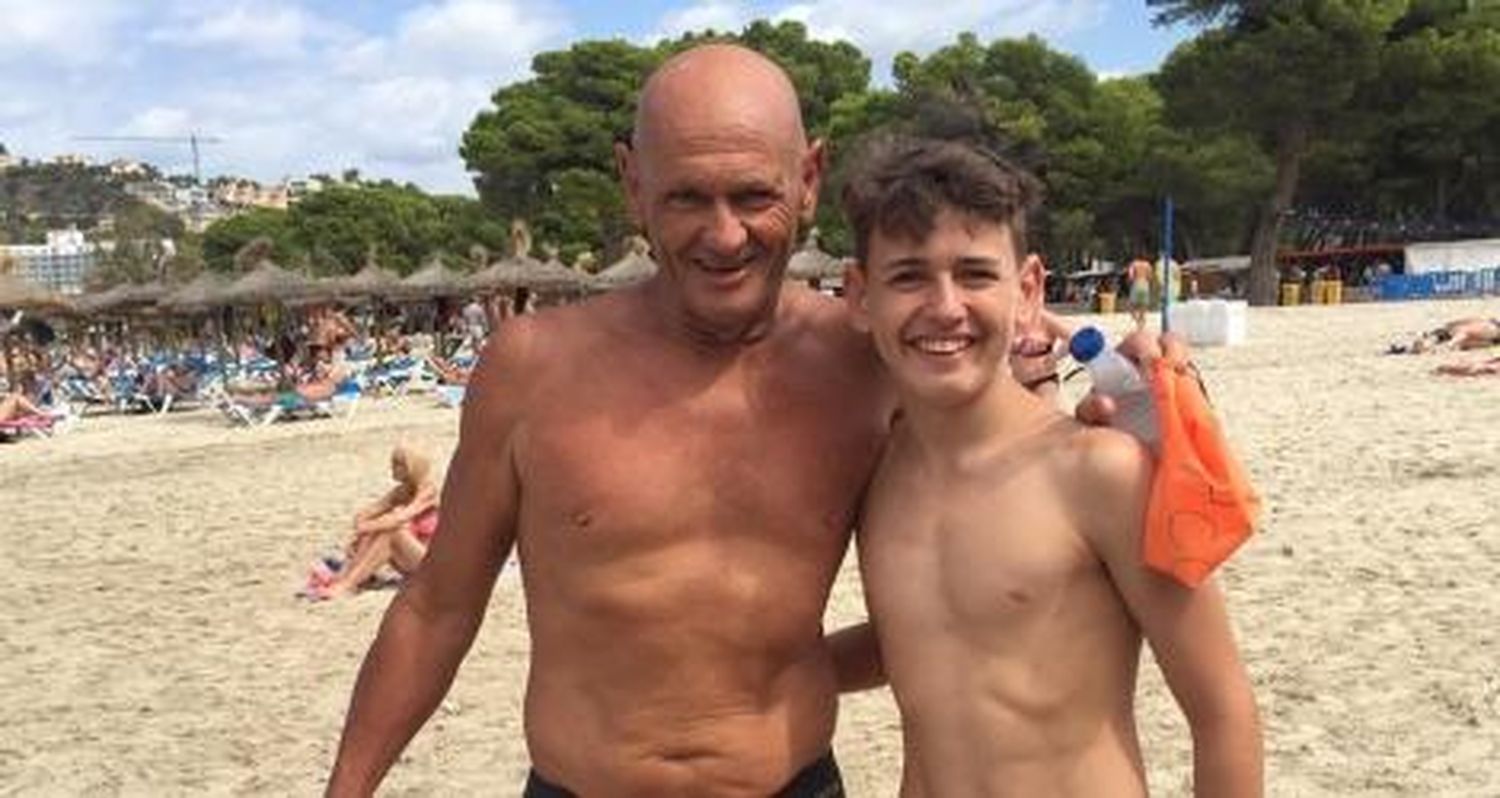 Fernando Juan Bennazar nadó con su hijo en España
