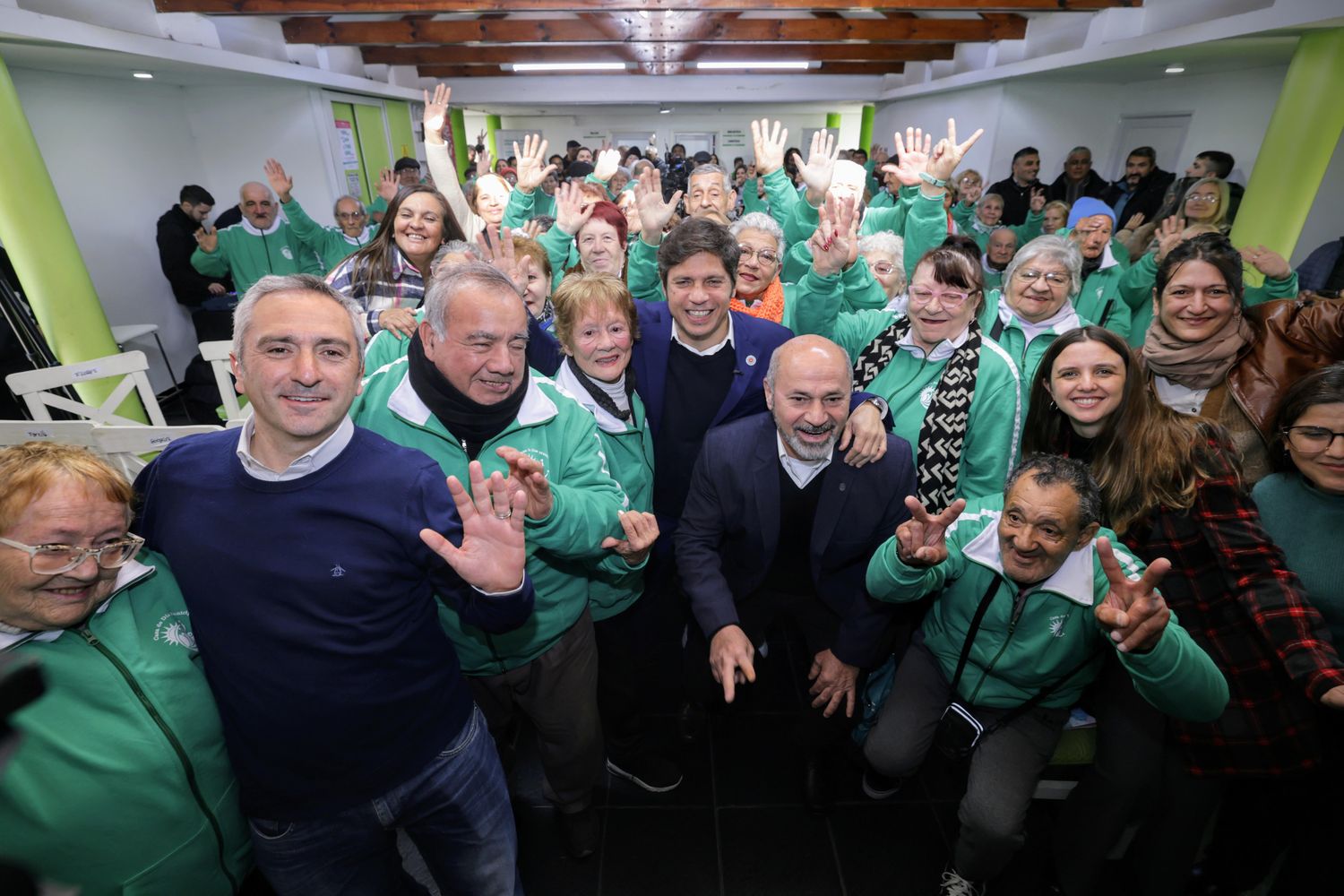 Kicillof presentó el programa Mayores Bonaerenses Activos