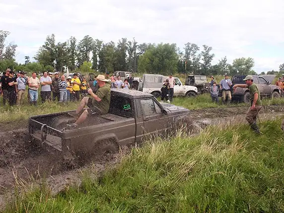 A puro barro y camaradería: Gualeguay vive el 8º Encuentro Nacional de Jeeperos