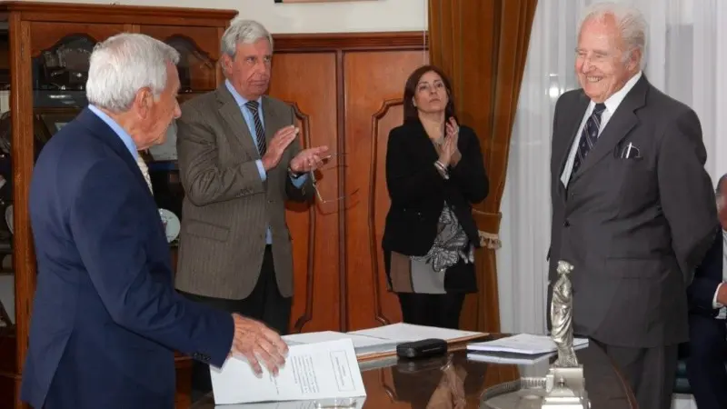 Los ministros de la Corte Suprema juraron la nueva Constitución de la provincia.