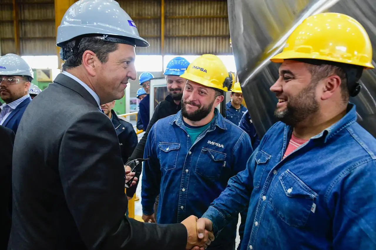Con eje en producción y tecnología, Massa inicia su gira por Mendoza y San Luis