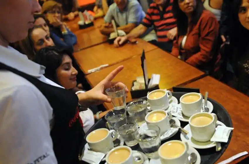 Gastronómicos en profunda crisis por el coronavirus: desde el gremio aseguran que se perderían 5mil puestos de trabajo