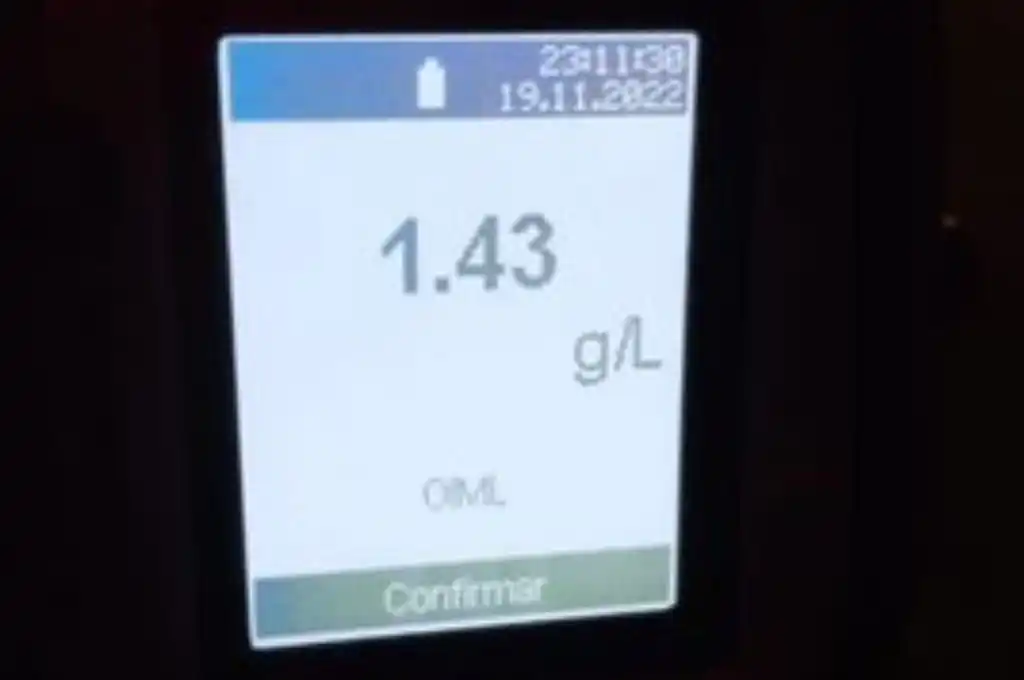 Alcoholemia positiva a un chofer que llevaba jóvenes a un boliche