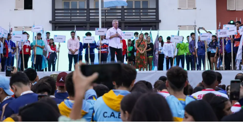 Alberto Fernández inauguró los Juegos Evita de Playa