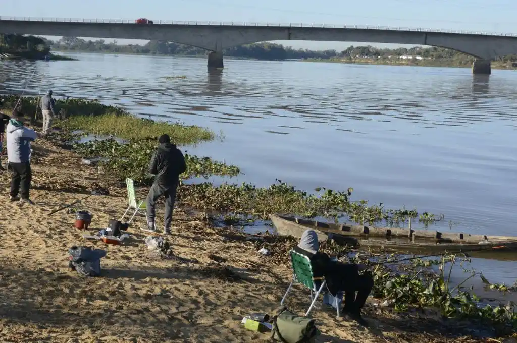 Misiones: hallaron el cuerpo de una mujer flotando en el río Paraná