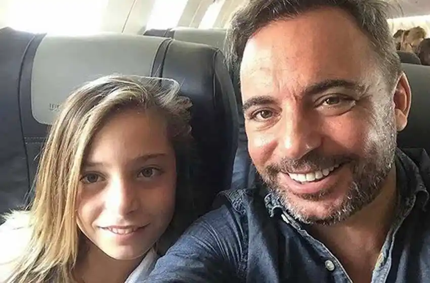 Acusan al padre del actor que interpreta a Luis Miguel de niño de explotar a su hijo