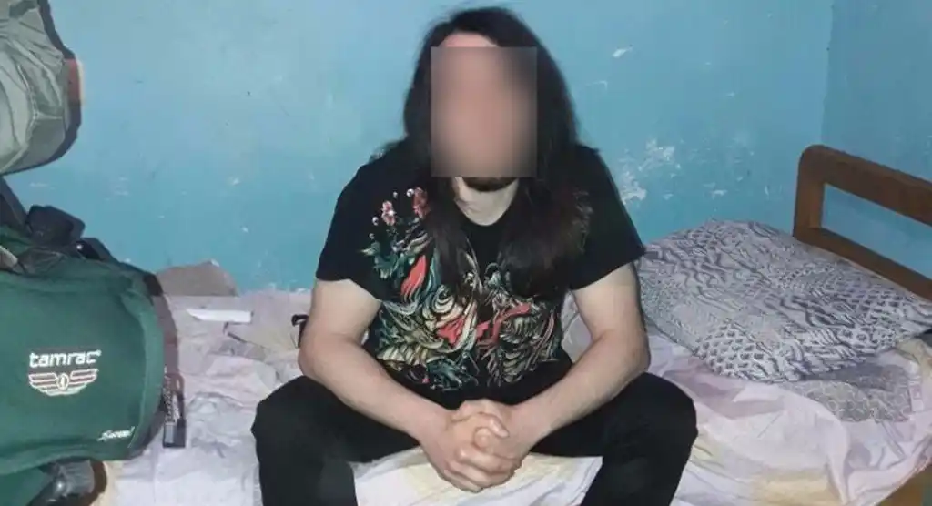 Detuvieron a dos hermanos que utilizaban el número de DNI de Macri para vender droga por "delivery"