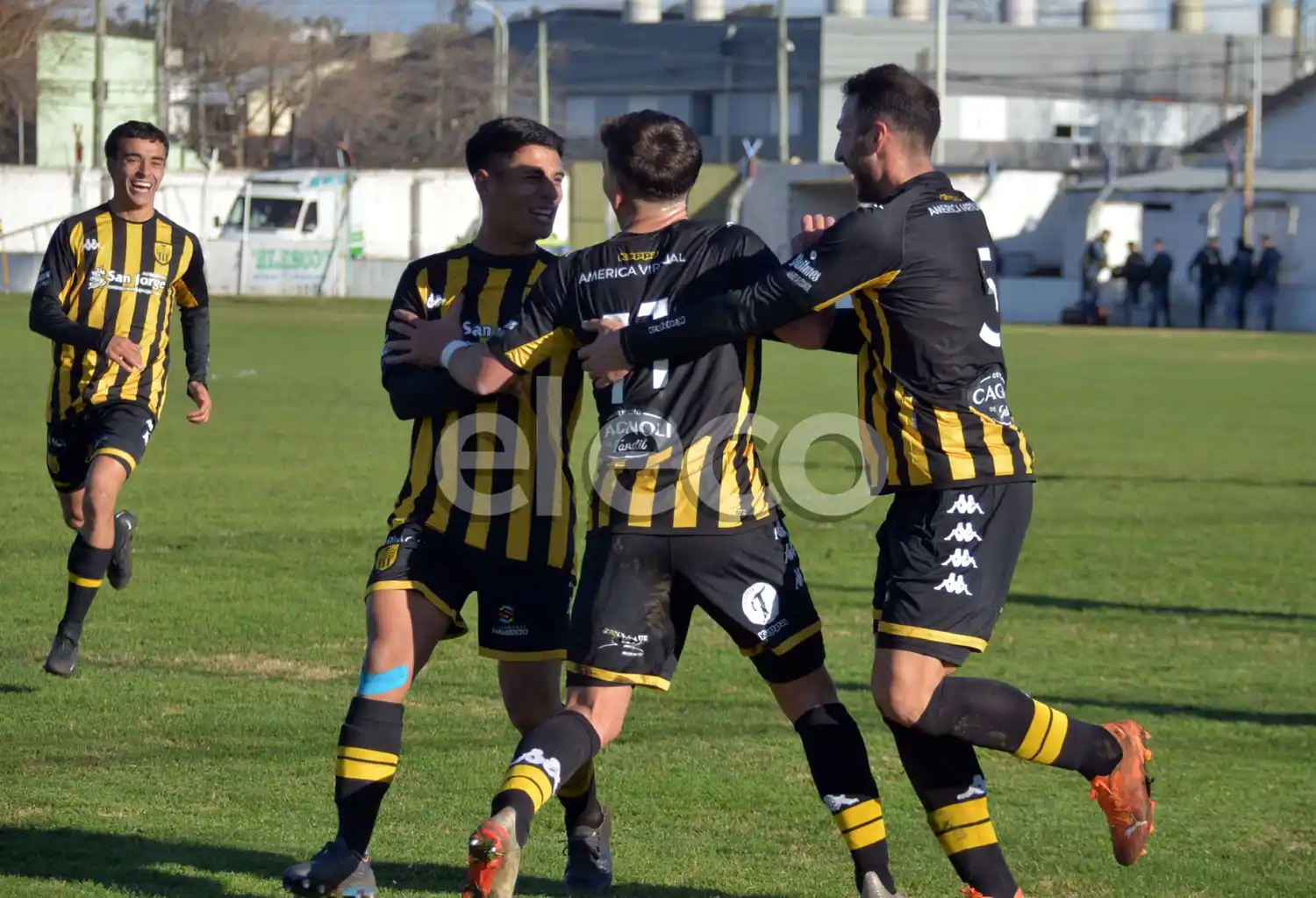 Tus, Marín, Vallejo e Igartua estarían entre los iniciales de Santamarina.
