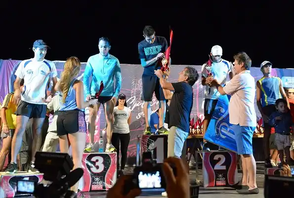 El Gobernador destacó el alcance internacional de la maratón de Reyes