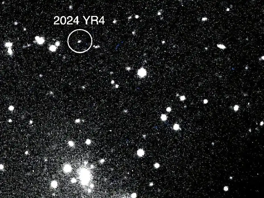 Asteroide YR4