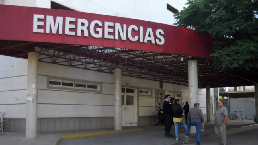 Detienen a un hombre acusado de golpear con un palo a su hijo de 1 año