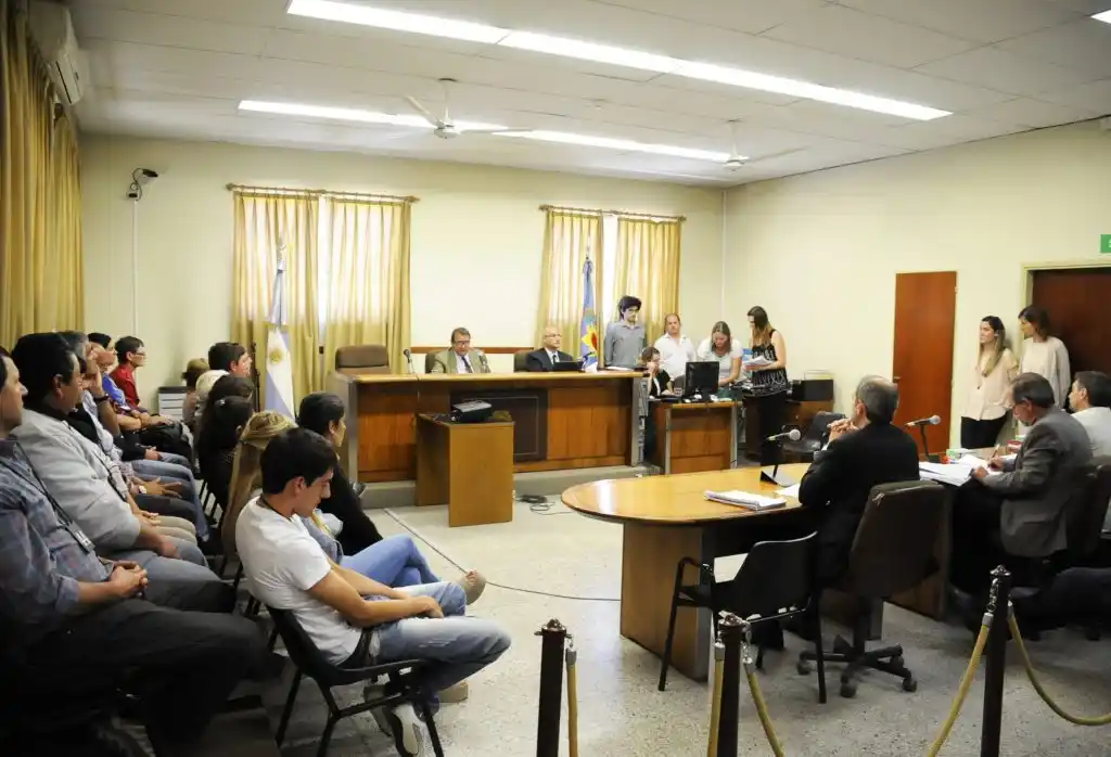 Crítico informe de los operadores judiciales locales sobre los juicio por jurados