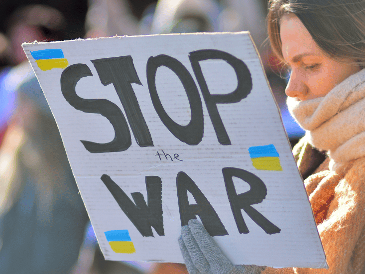 Marcha para pedir el fin de la guerra.
