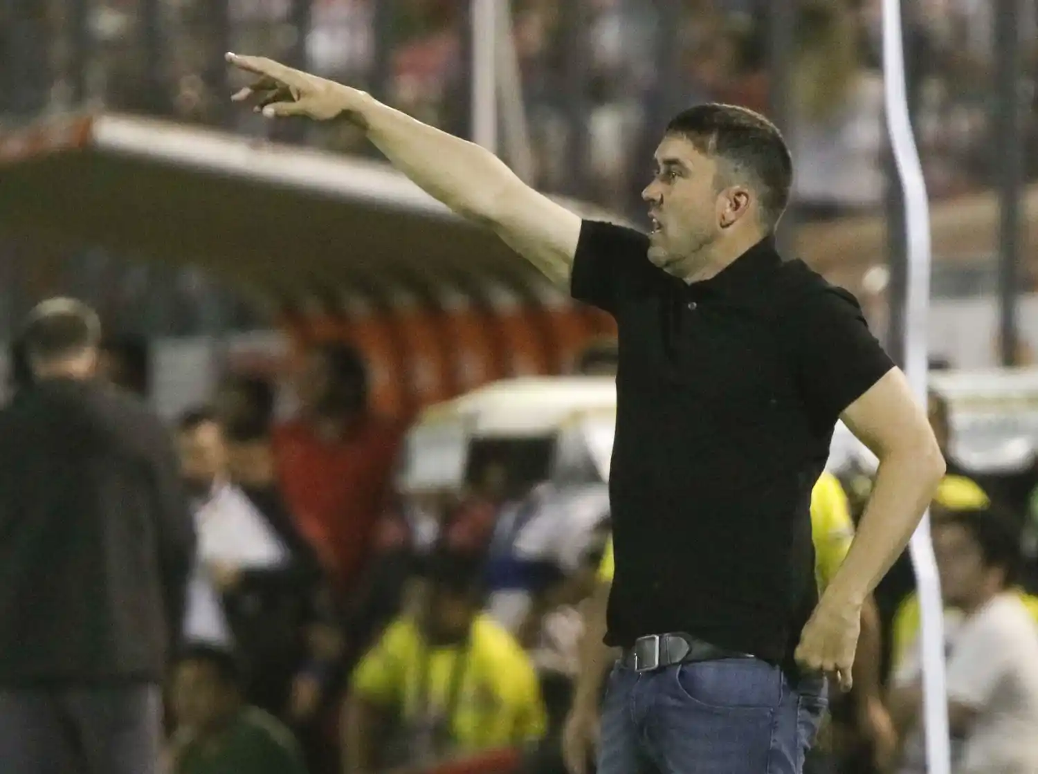 “Chacho” Coudet habló  de un Racing “inocente”