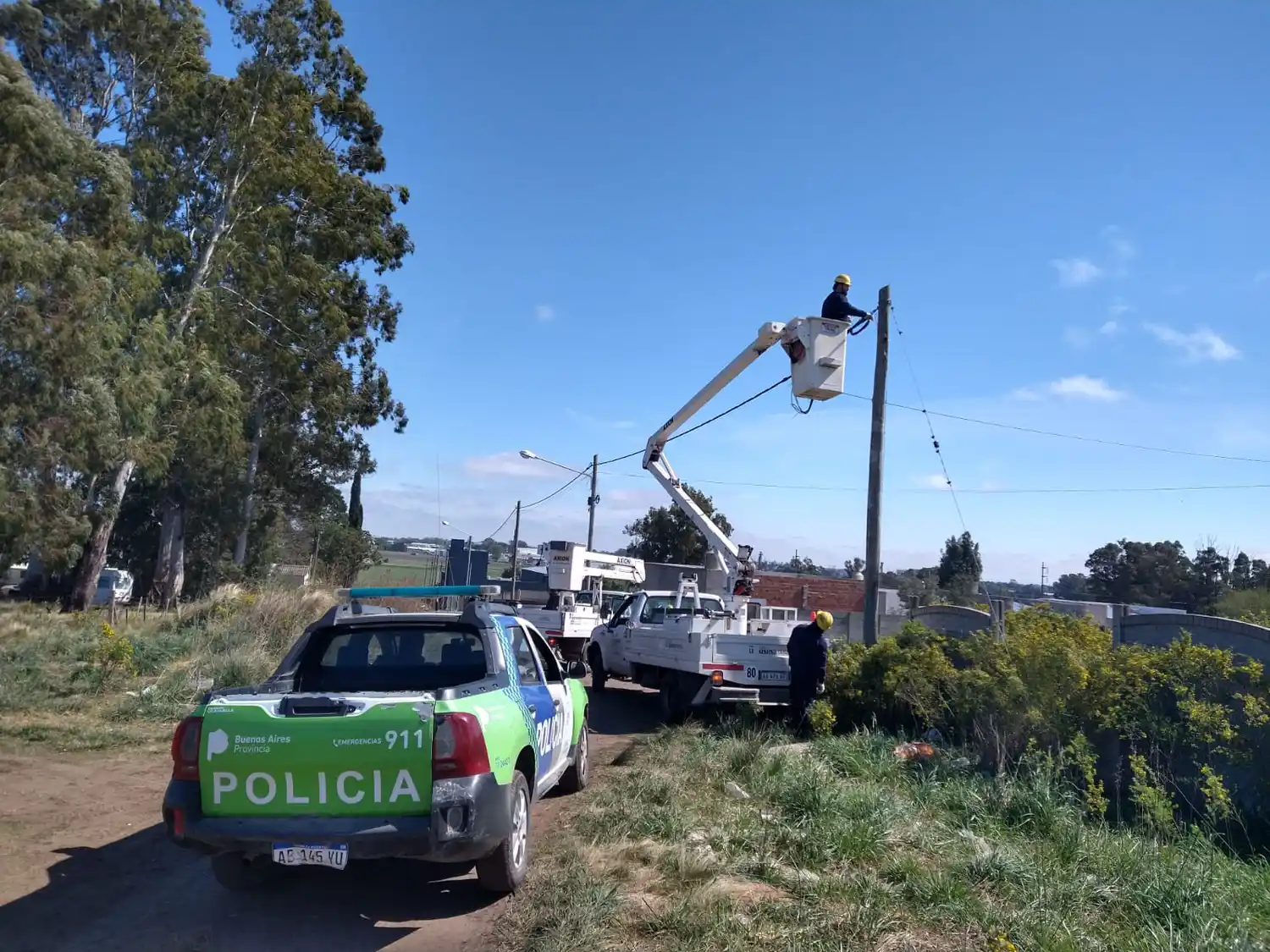 Cortaron tres conexiones clandestinas en la toma.