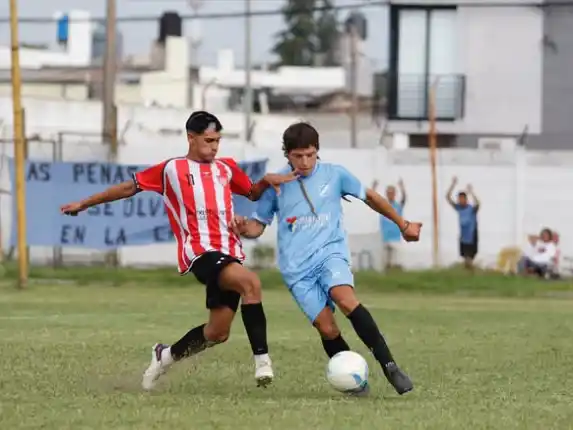 Los “Defensores” abrieron la segunda jornada en el Estadio Municipal (crédito: IG Gol Entra).