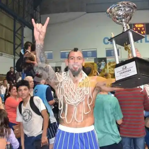 Cambios de entrenadores y llegada de refuerzos