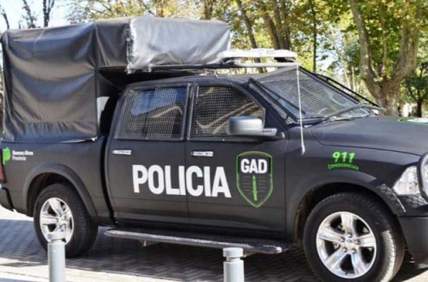 Detuvieron a un oficial tras golpear a su mujer y darse a la fuga con sus dos hijos