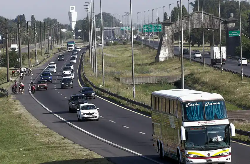 Fin de semana largo de Carnaval: más de 2200 autos circulan hacia la Costa Atlántica