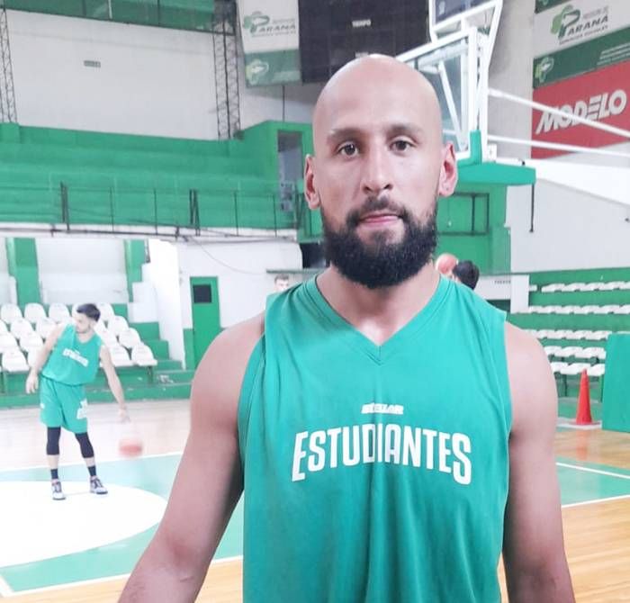 Cristian Lora no continúa  y llegó Federico Álvarez
