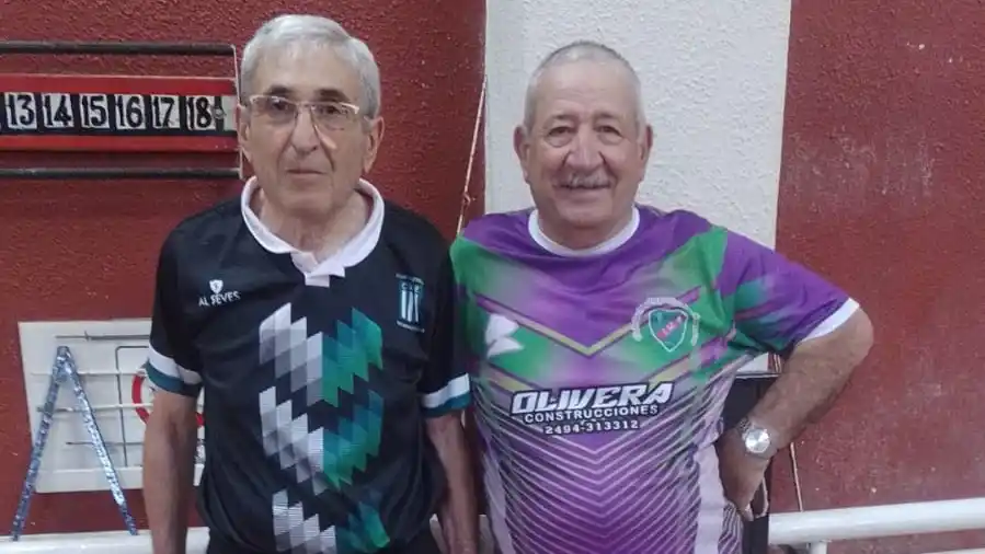 Arnaiz y Martínez buscan la final.