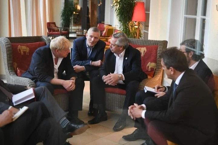 Cafiero, sobre el encuentro de Alberto Fernández con Boris Johnson: "El Presidente lo paró en seco"