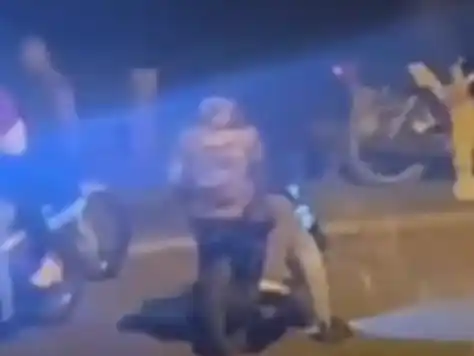 Los jóvenes se reúnen a diario en la zona del Boulevard.