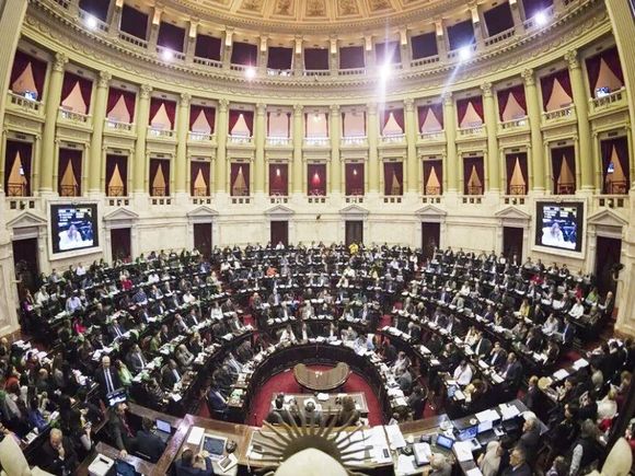 Debido al fallecimiento de Francisco, se suspendió la interpelación por el caso $Libra