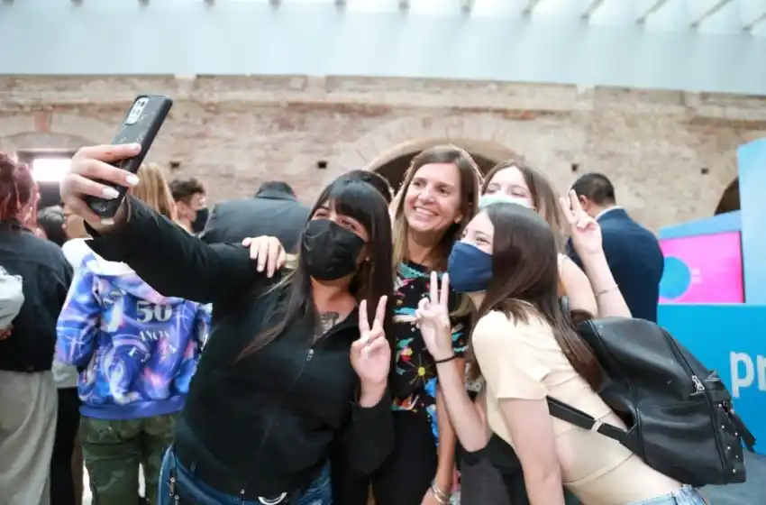 Raverta: "Que los chicos que dejaron la escuela vuelvan a las aulas es responsabilidad de todos"