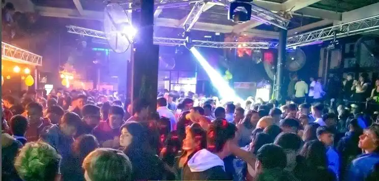 Denunciaron dos incidentes entre personas durante la madrugada