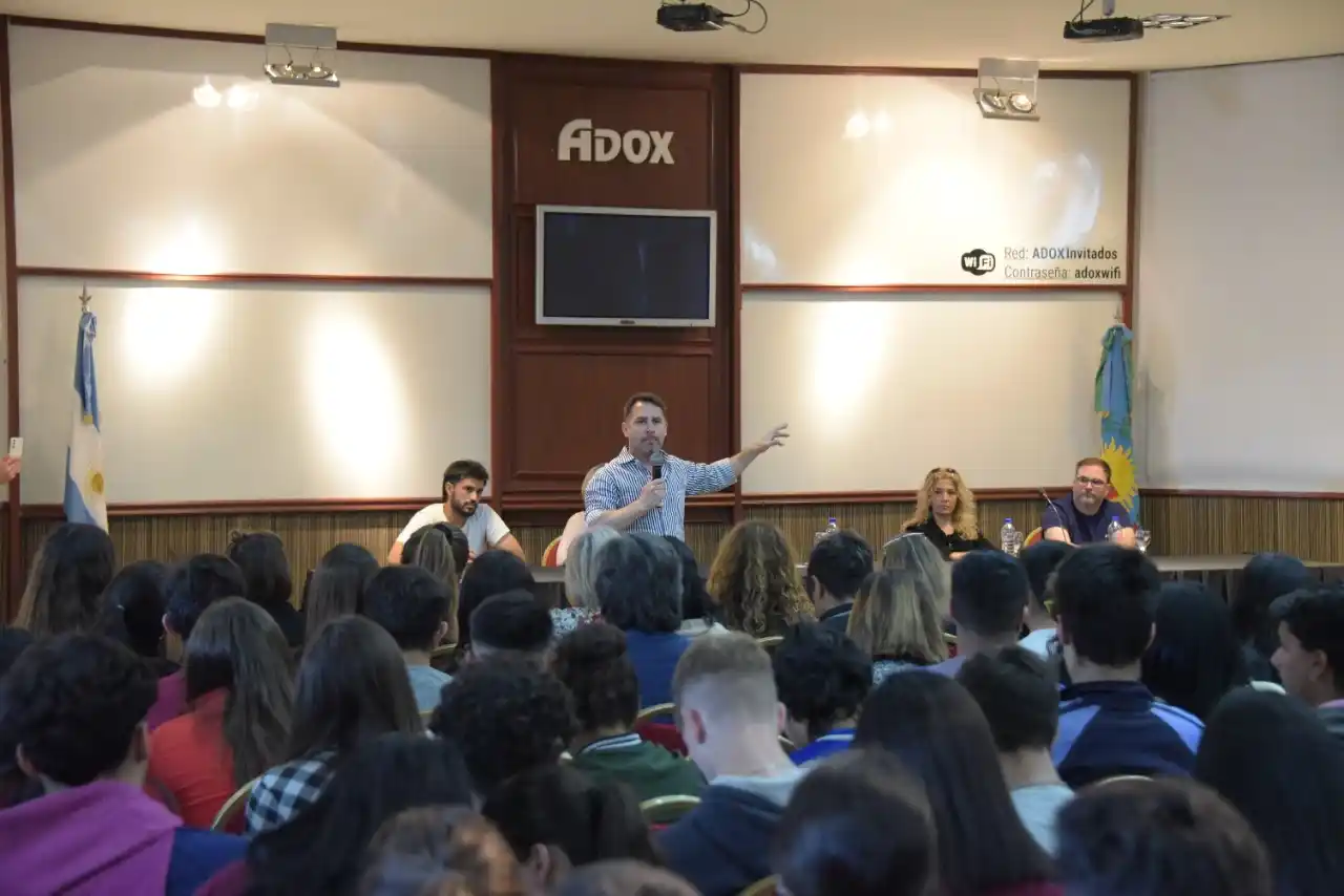 Ituzaingó: Pablo Descalzo encabezó la primera edición de Expo Universidades