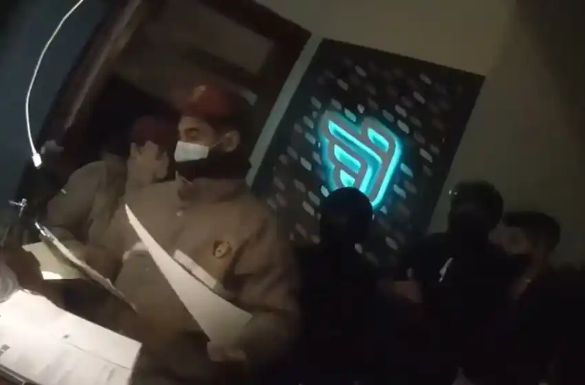 Clausuraron un bar en Oroño y Catamarca donde se desarrollaba una fiesta clandestina