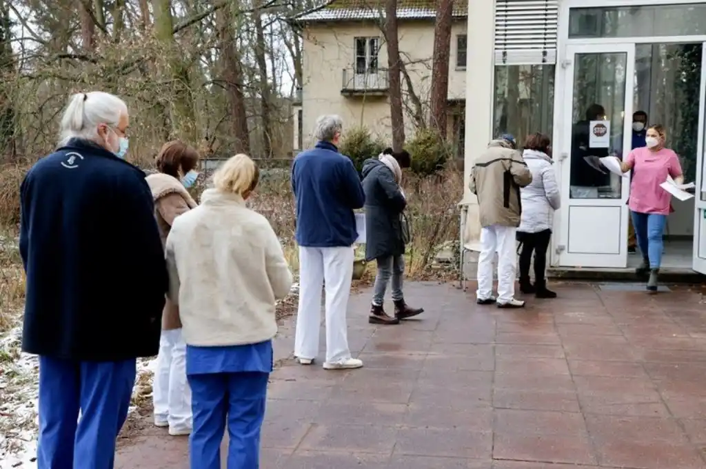 Alemania redujo a la mitad la incidencia acumulada de casos de coronavirus