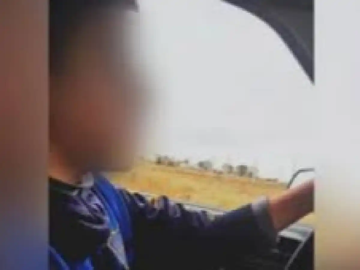 "Extrañaba a su mamá", la explicación del menor que manejó 450 kilómetros con el auto de su papá